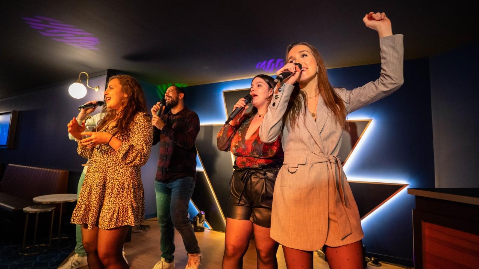 Organise an exceptional corporate evening with fun musical entertainment