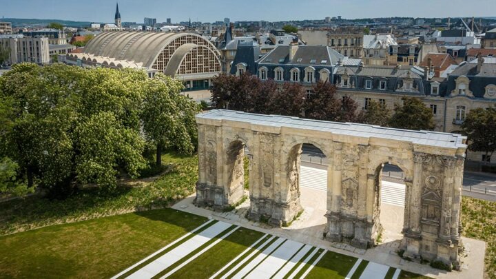 La porte de Mars est un monument romain à Reims, datant du 3ème siècle